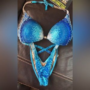 Chris Zucco Figure suit